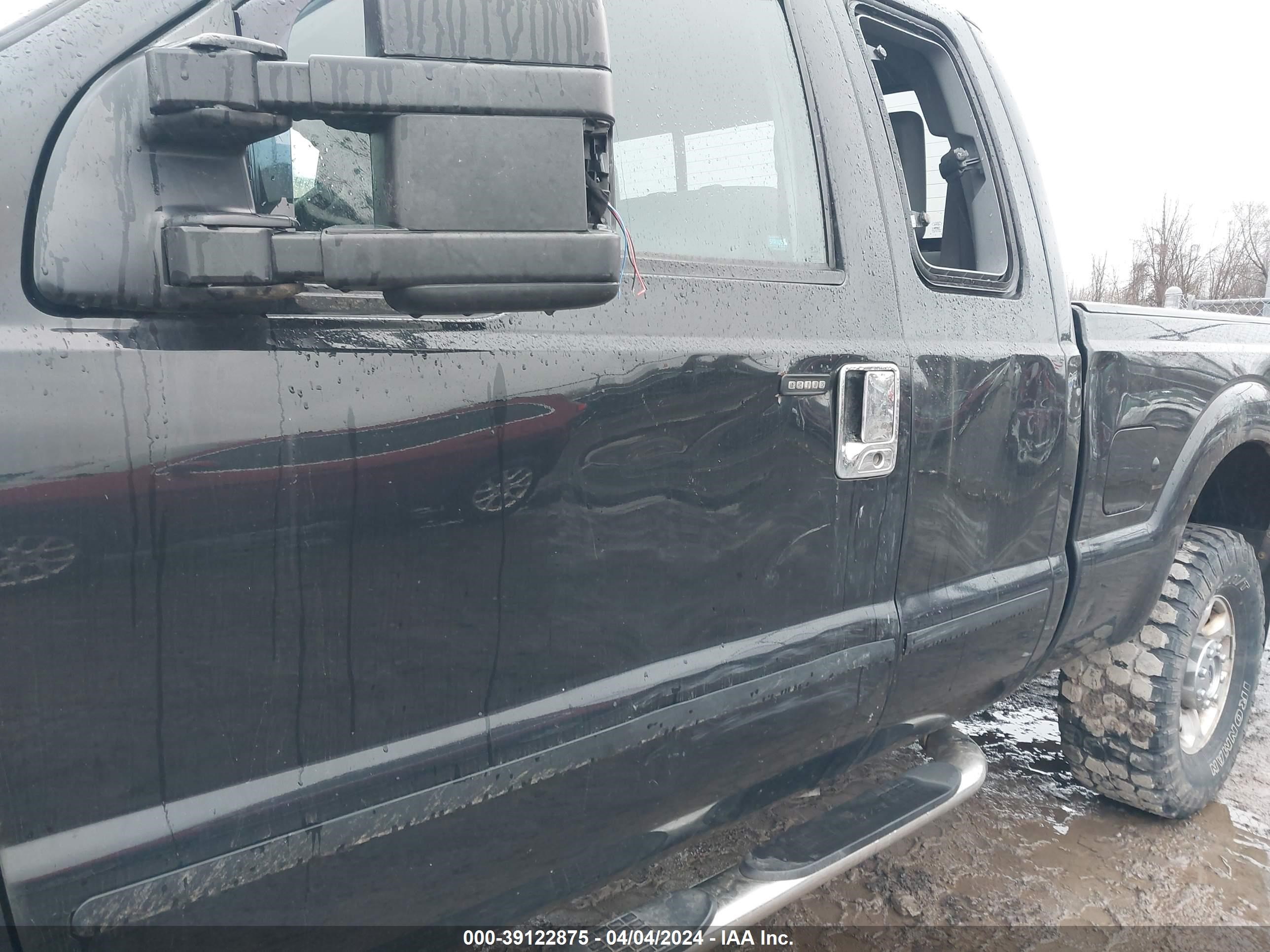 Photo 10 VIN: 1FT8X3B64EEA83122 - FORD F350 