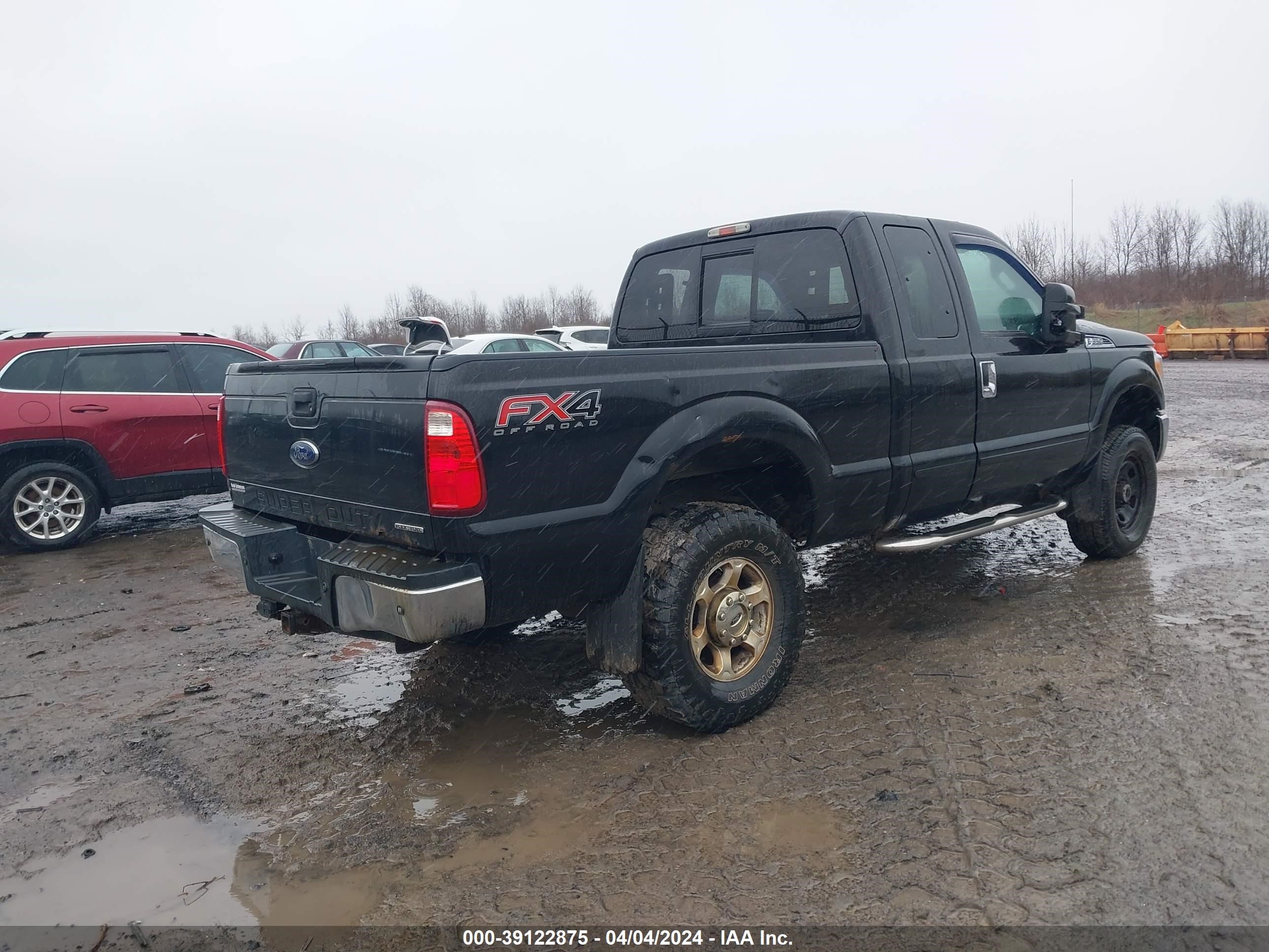 Photo 3 VIN: 1FT8X3B64EEA83122 - FORD F350 