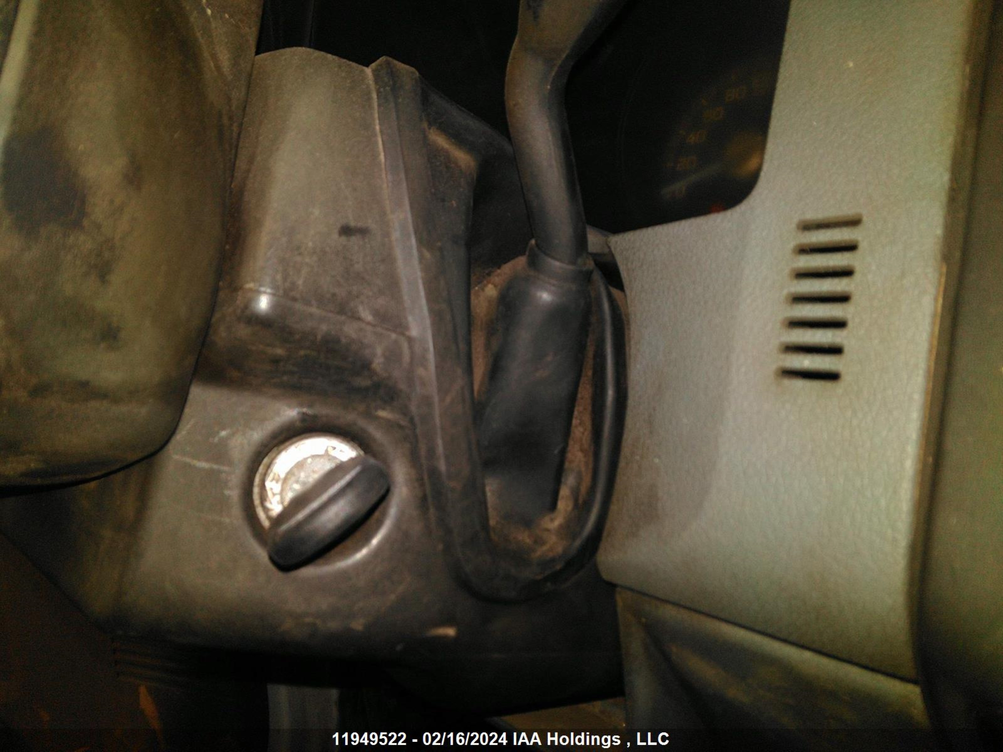 Photo 10 VIN: 1FT8X3B64GEA68056 - FORD F350 