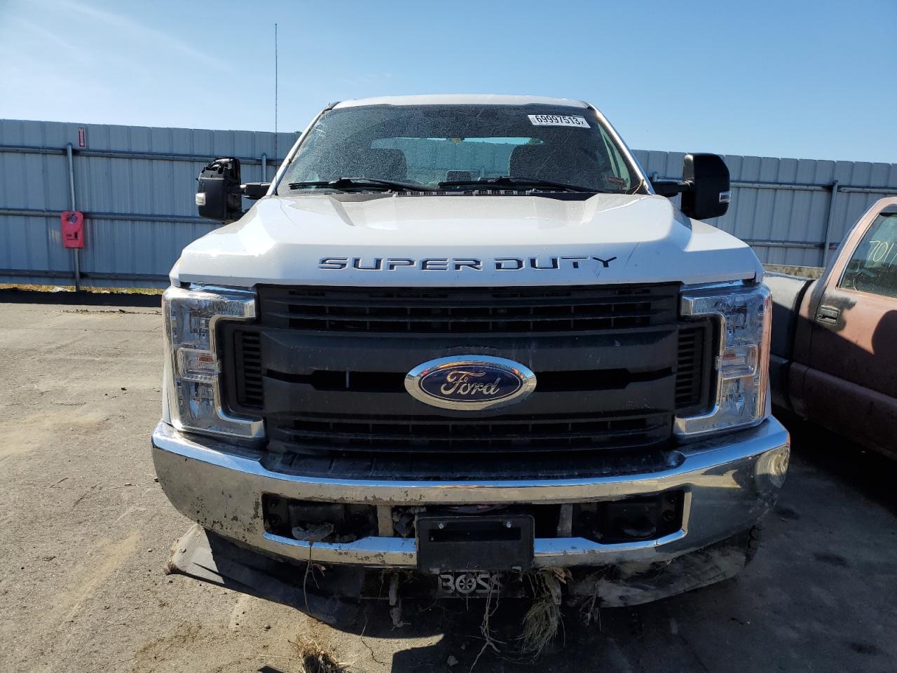 Photo 4 VIN: 1FT8X3B69HED38805 - FORD F350 