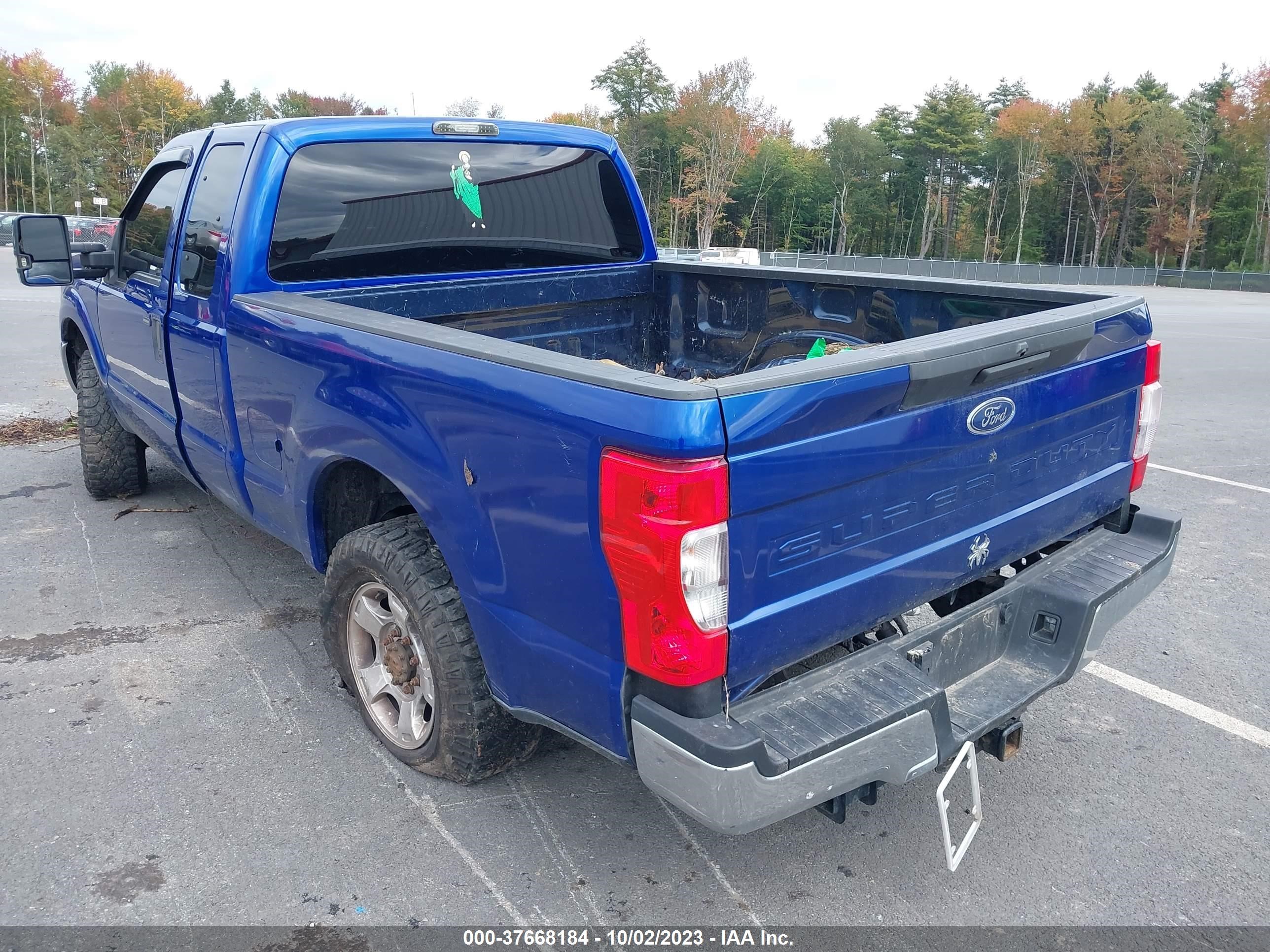 Photo 2 VIN: 1FT8X3B6XCEB12538 - FORD F350 