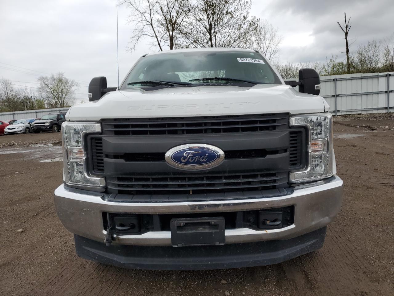 Photo 4 VIN: 1FT8X3BT4HEE69243 - FORD F350 