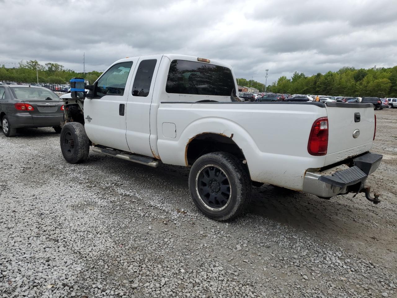 Photo 1 VIN: 1FT8X3BT7BEC83753 - FORD F350 