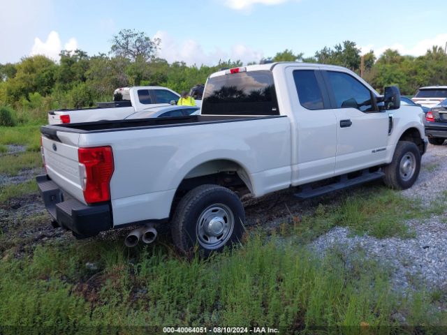 Photo 3 VIN: 1FT8X3BT7MED56672 - FORD F-350 