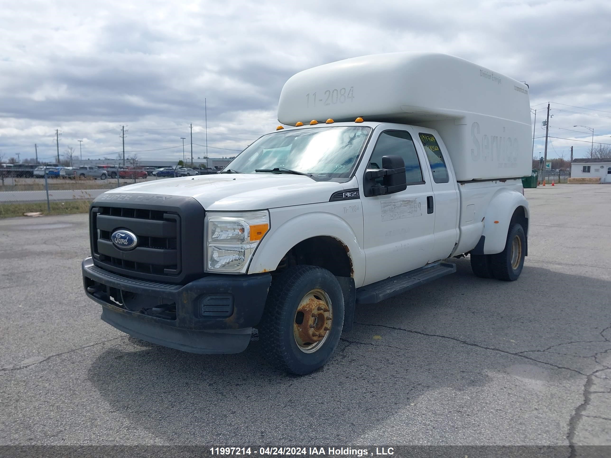 Photo 1 VIN: 1FT8X3D66BEB83568 - FORD F350 