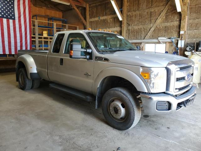 Photo 3 VIN: 1FT8X3DT2FEC09093 - FORD F350 