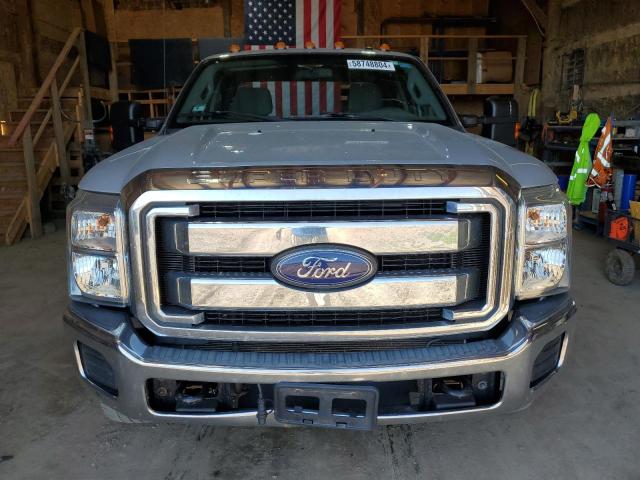 Photo 4 VIN: 1FT8X3DT2FEC09093 - FORD F350 