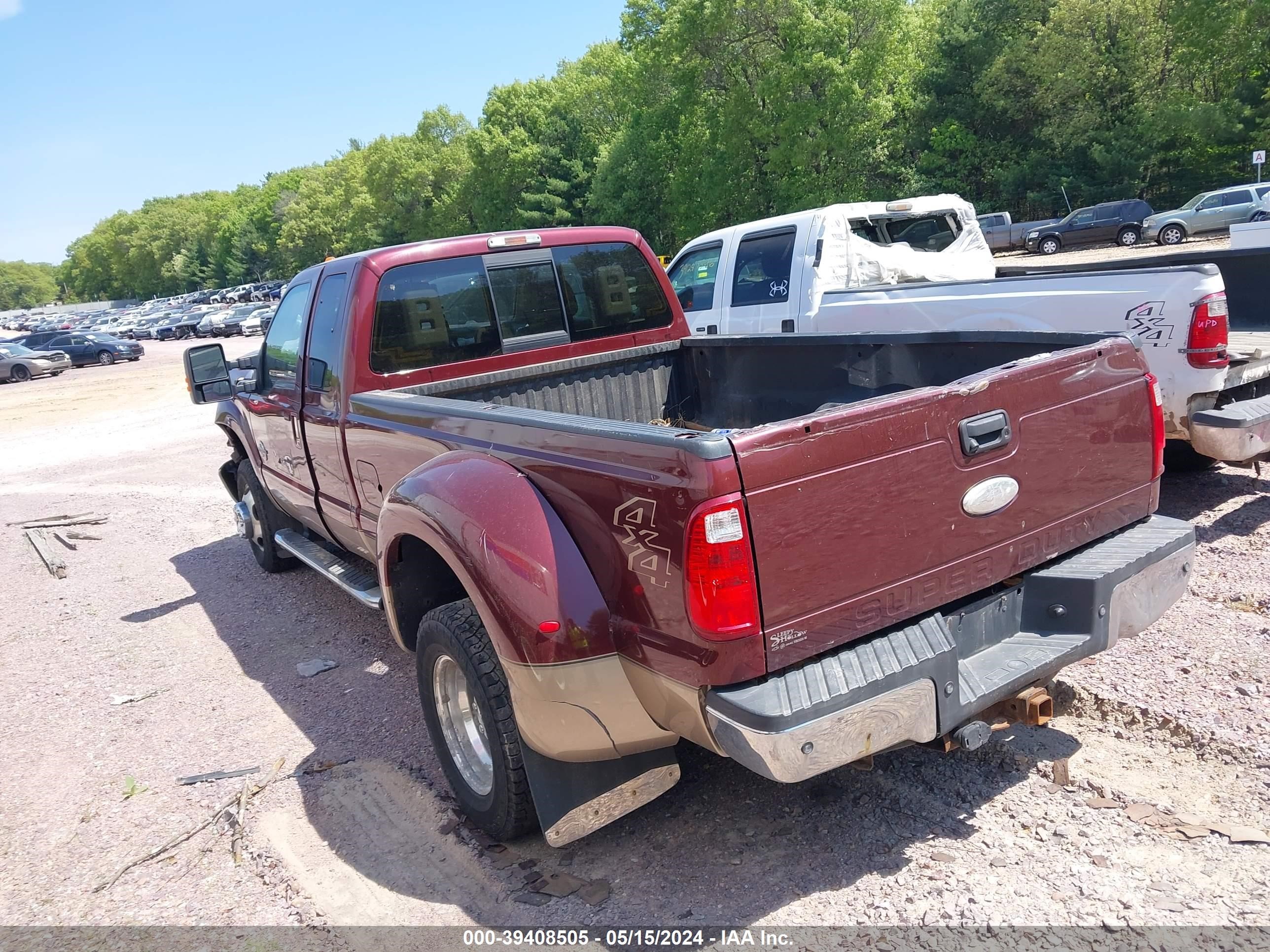 Photo 2 VIN: 1FT8X3DT6CEC94371 - FORD F350 