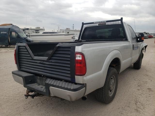 Photo 3 VIN: 1FTBF2A62BEC00213 - FORD F250 SUPER 