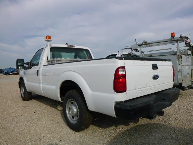 Photo 2 VIN: 1FTBF2A65DEB82227 - FORD F250 SUPER 