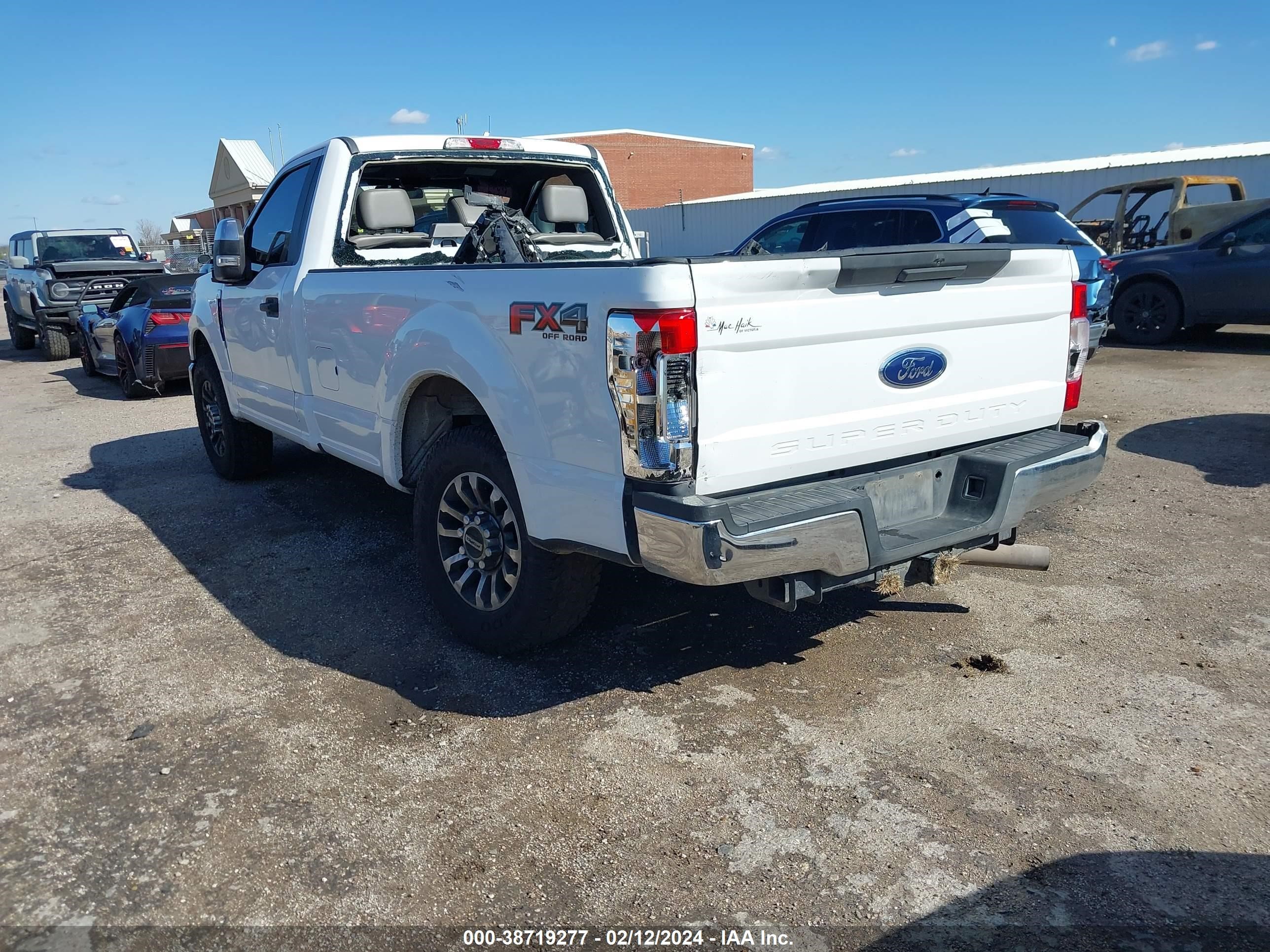 Photo 2 VIN: 1FTBF2A65KEC06314 - FORD F250 