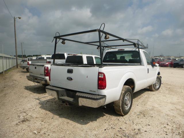 Photo 3 VIN: 1FTBF2A67CEA87313 - FORD F250 SUPER 