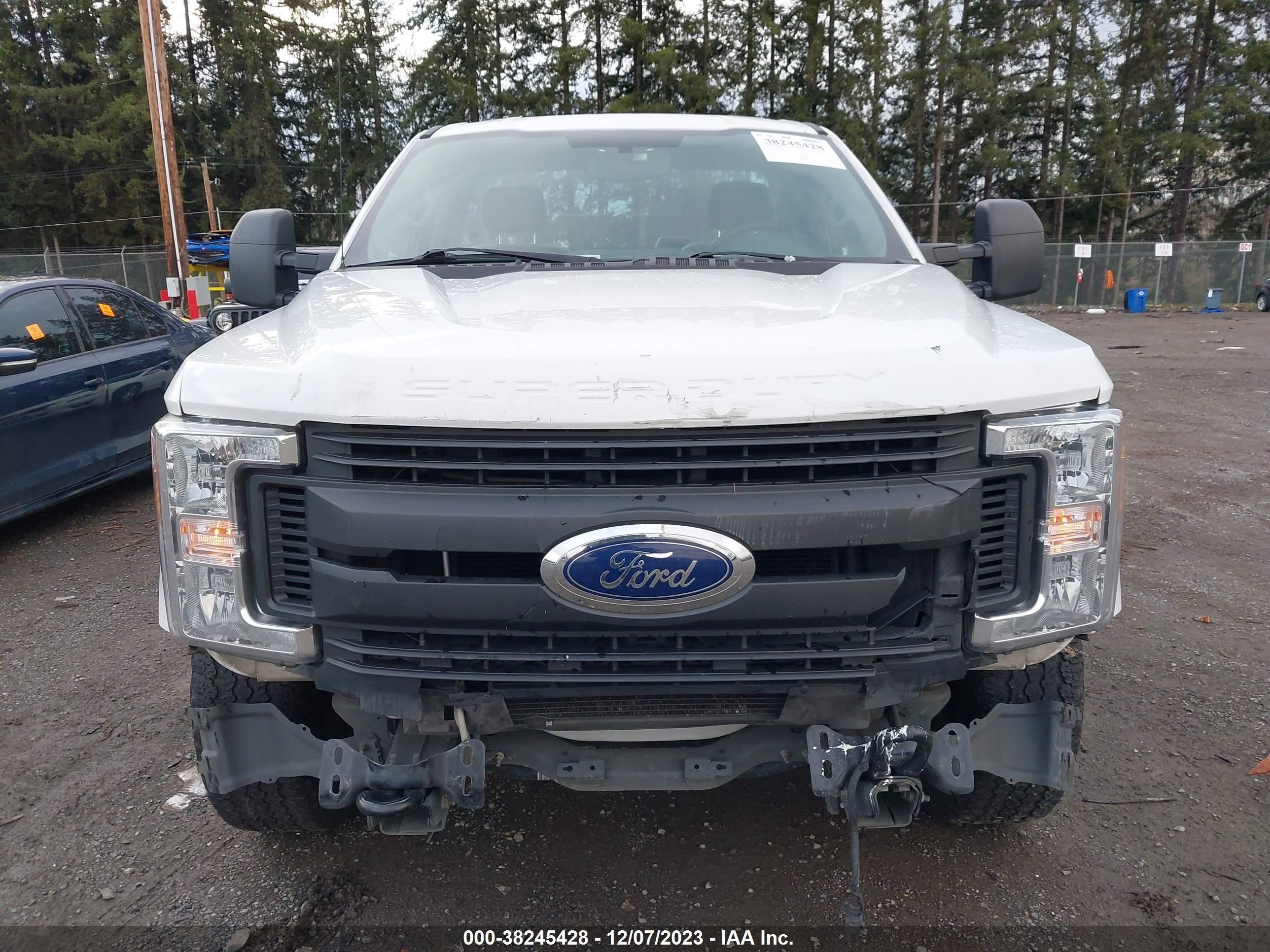 Photo 5 VIN: 1FTBF2A67HEE73527 - FORD F250 