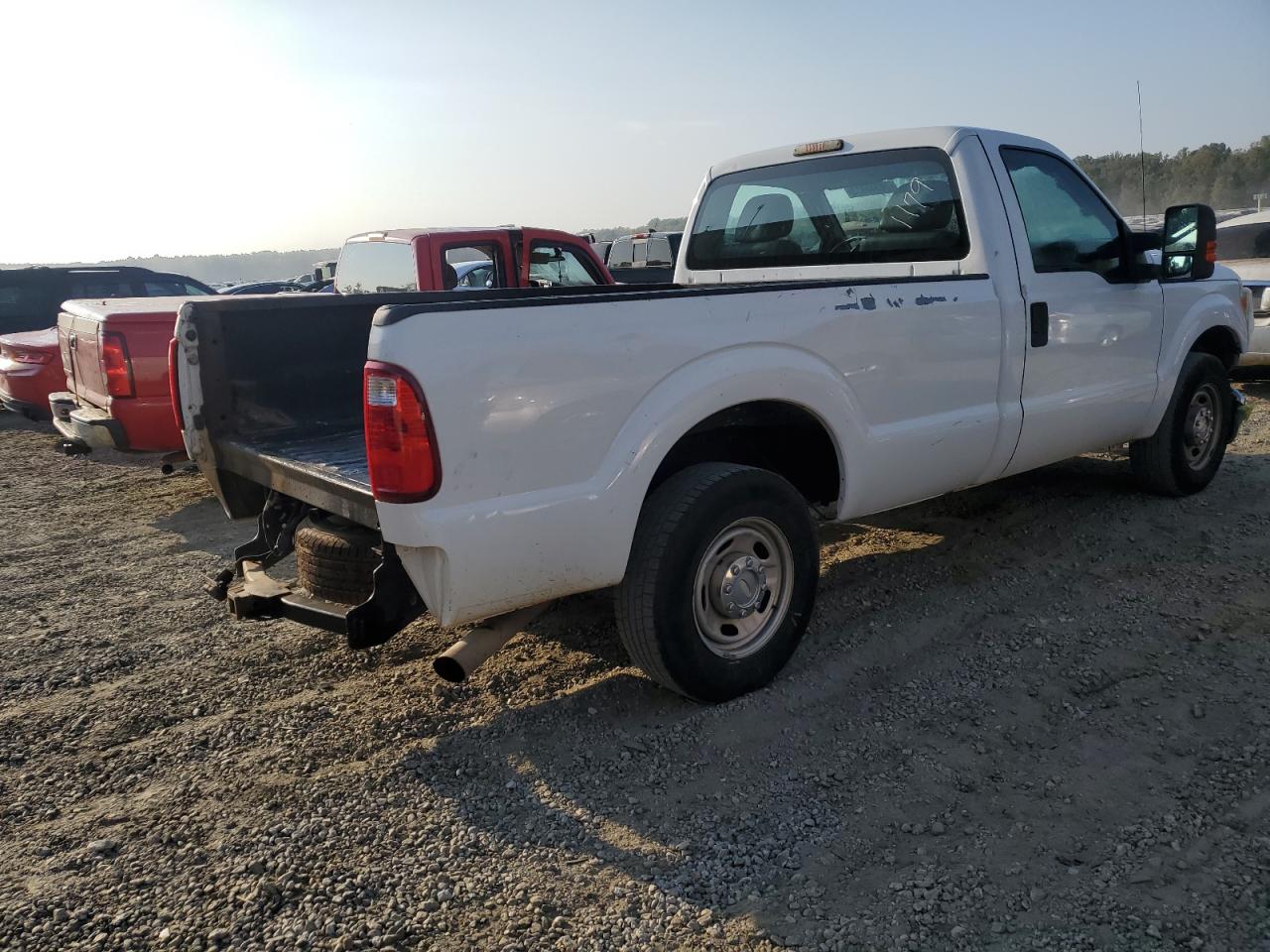 Photo 2 VIN: 1FTBF2A6XBEA38198 - FORD F250 