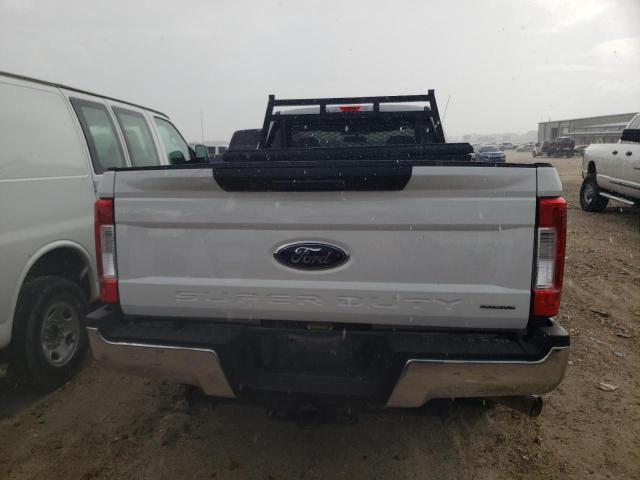 Photo 5 VIN: 1FTBF2A6XHEF46213 - FORD F250 SUPER 