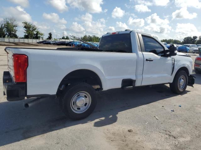 Photo 2 VIN: 1FTBF2AA5PEE21669 - FORD F250 