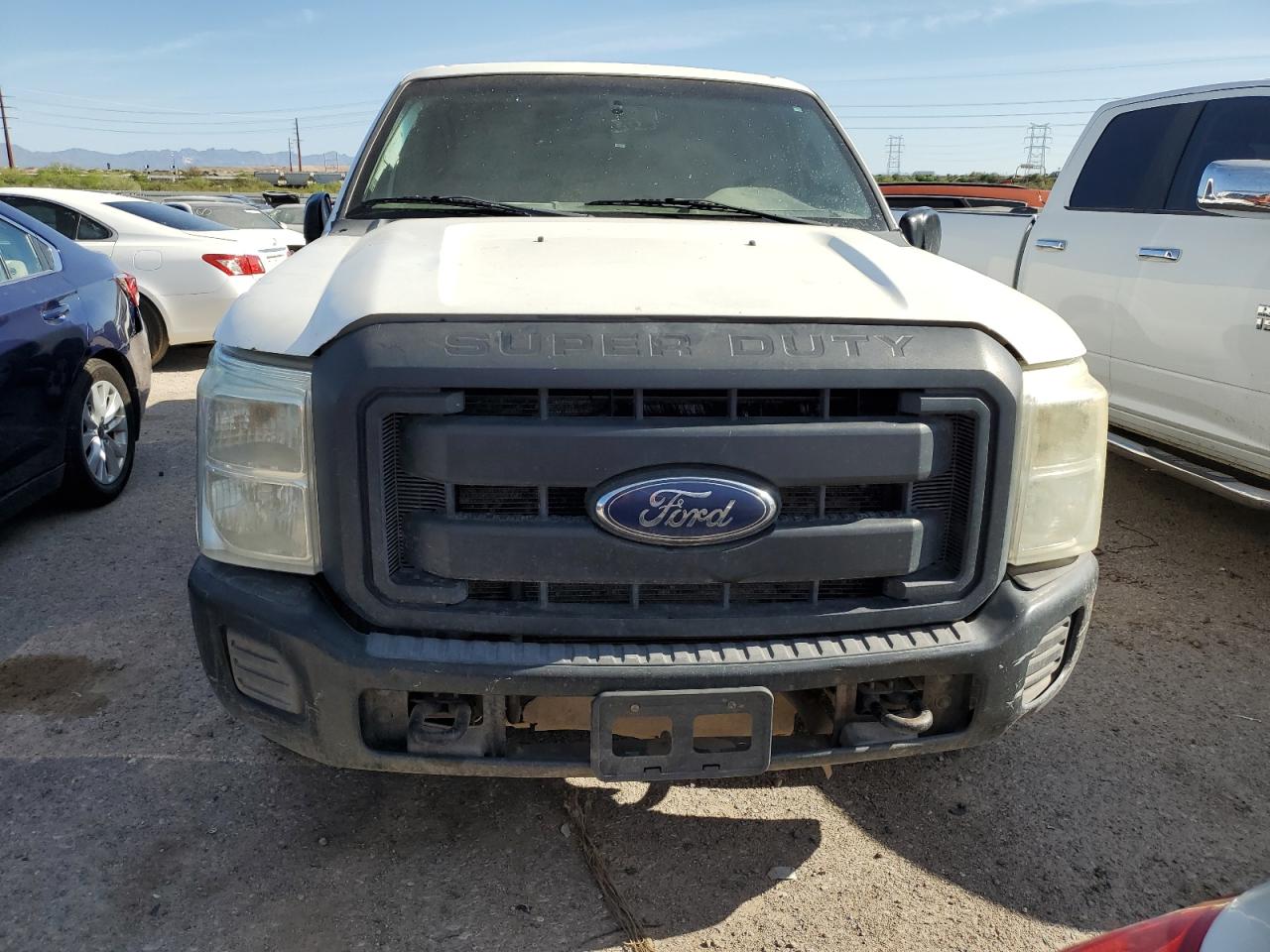 Photo 4 VIN: 1FTBF2AT3DEA99806 - FORD F250 