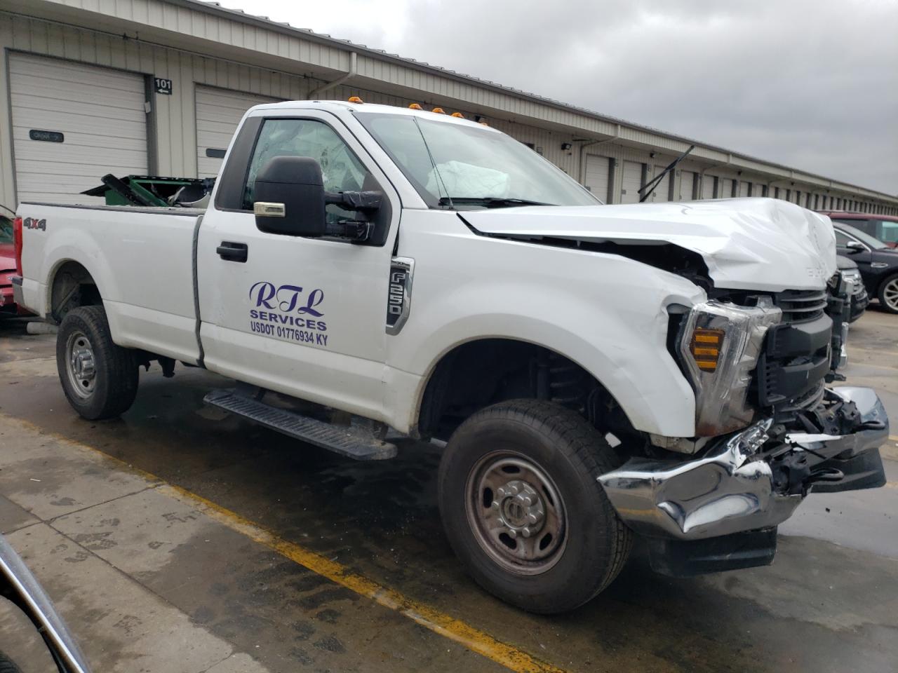 Photo 3 VIN: 1FTBF2B62JEC54978 - FORD F250 