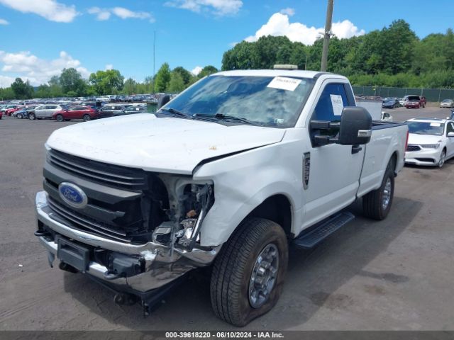 Photo 1 VIN: 1FTBF2B63KEG30010 - FORD F-250 