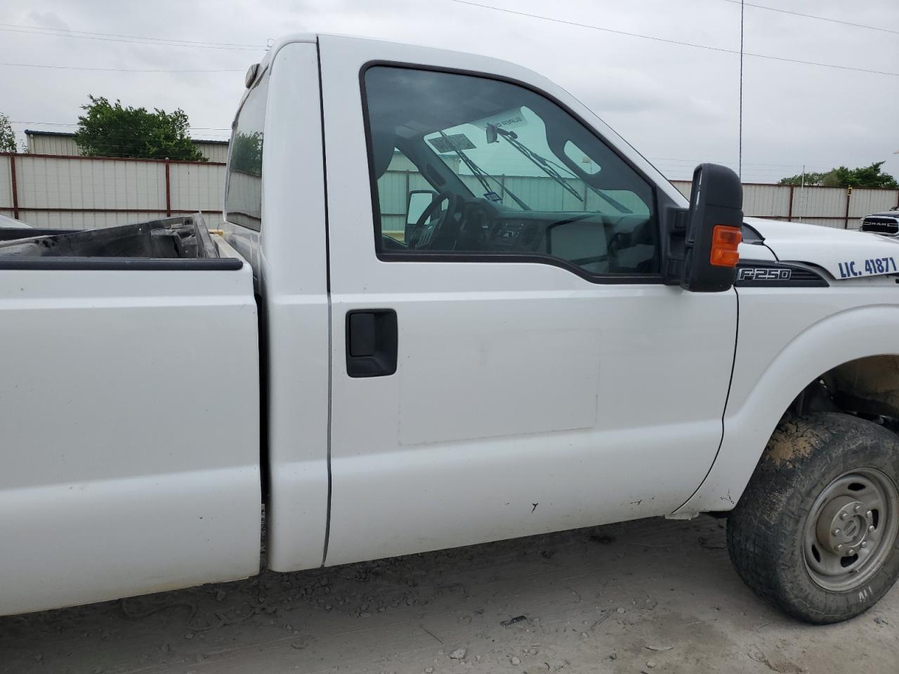 Photo 9 VIN: 1FTBF2B64GEA81117 - FORD F250 