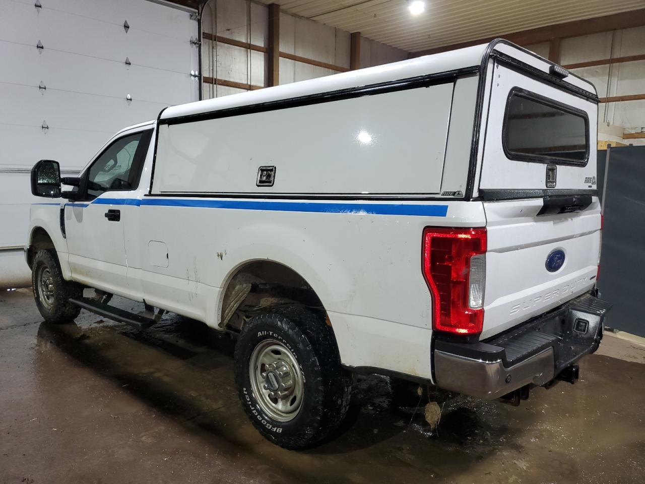 Photo 1 VIN: 1FTBF2B64JEC09816 - FORD F250 