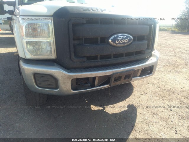 Photo 5 VIN: 1FTBF2B65BEC58573 - FORD SUPER DUTY F-250 