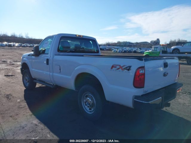 Photo 2 VIN: 1FTBF2B65CEC04093 - FORD F-250 