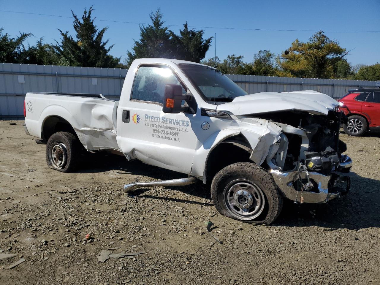 Photo 3 VIN: 1FTBF2B65CED03609 - FORD F250 