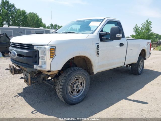 Photo 1 VIN: 1FTBF2B69JEB40878 - FORD F-250 