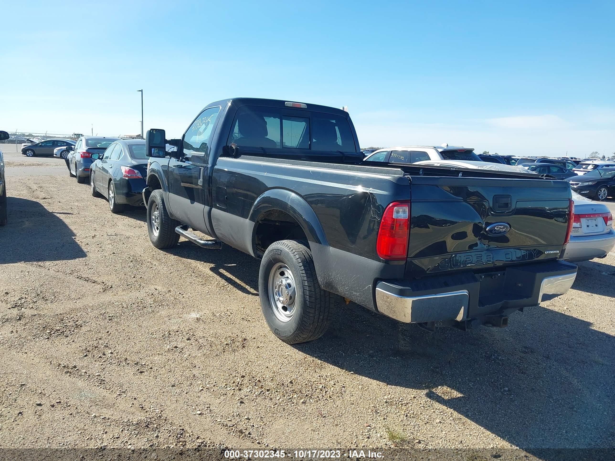 Photo 2 VIN: 1FTBF2B6XEEB53631 - FORD F250 