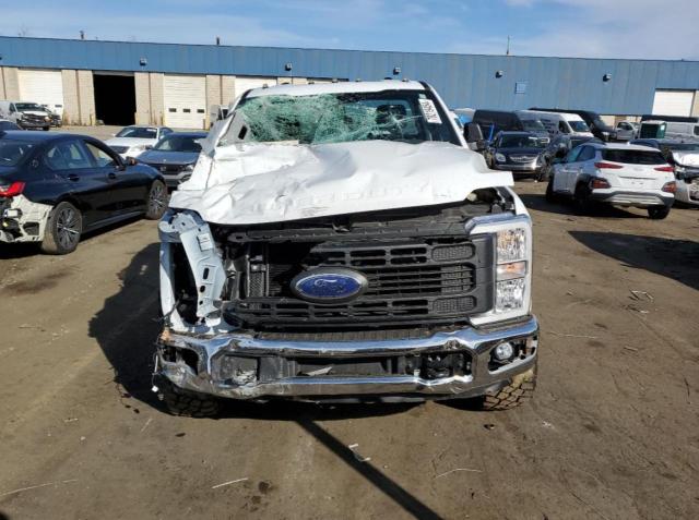 Photo 4 VIN: 1FTBF2BA6PEC76544 - FORD F250 SUPER 