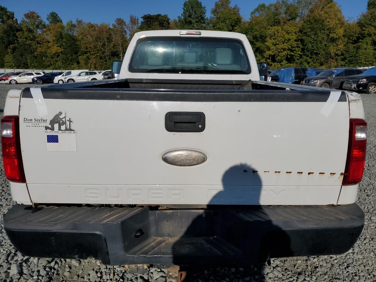 Photo 9 VIN: 1FTBF2BT2CEC14361 - FORD F250 