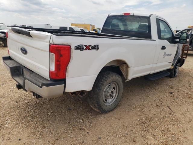 Photo 2 VIN: 1FTBF2BT8JEB68497 - FORD F250 SUPER 