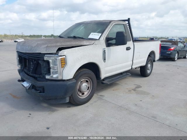 Photo 1 VIN: 1FTBF3A60KEC11975 - FORD F-350 