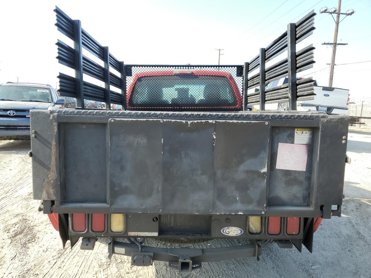 Photo 5 VIN: 1FTBF3A68BEC97147 - FORD F350 