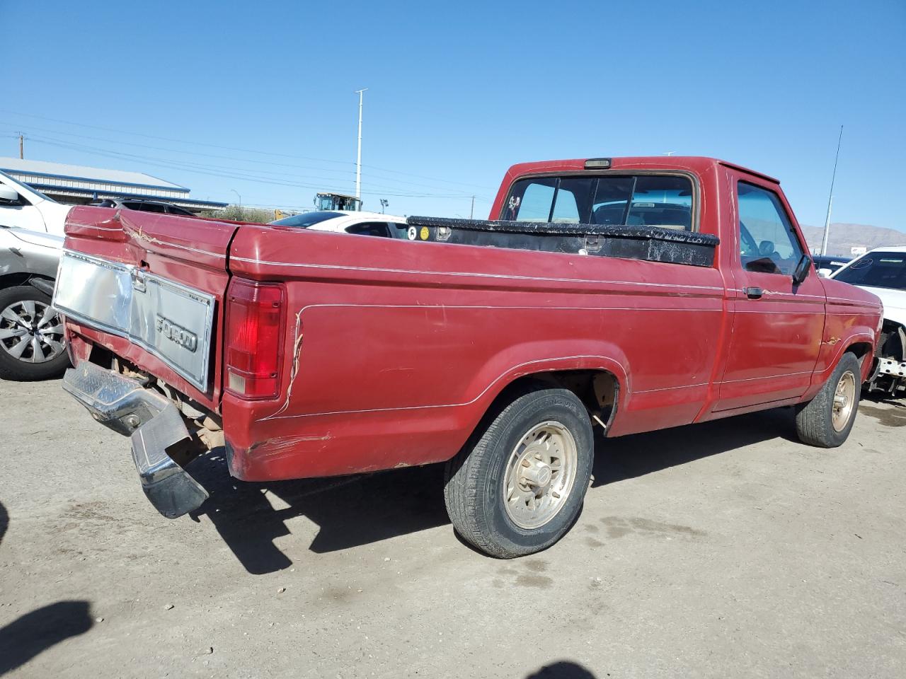 Photo 2 VIN: 1FTBR10A1JUC00750 - FORD RANGER 