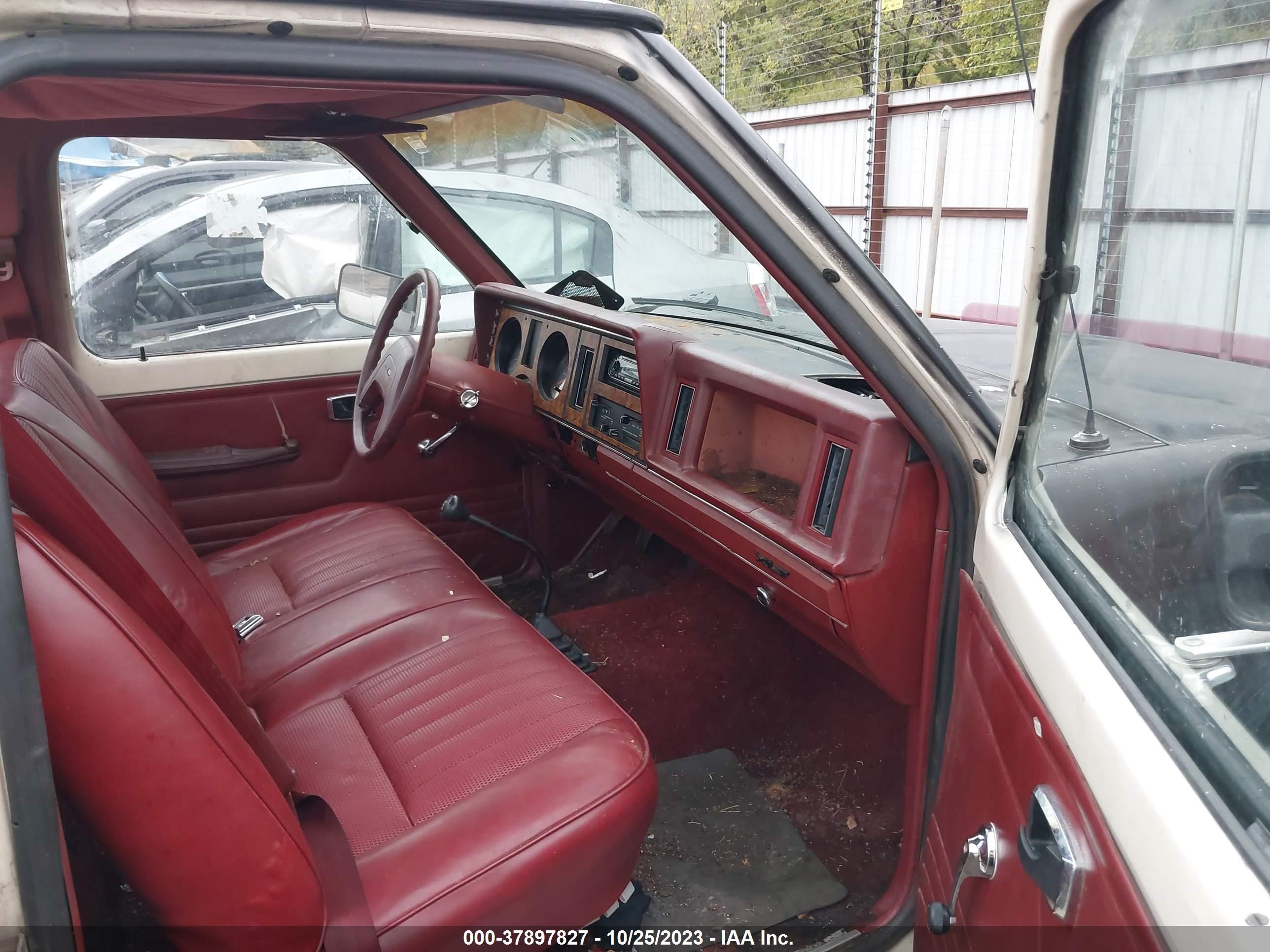 Photo 4 VIN: 1FTBR10A3HUD36646 - FORD RANGER 