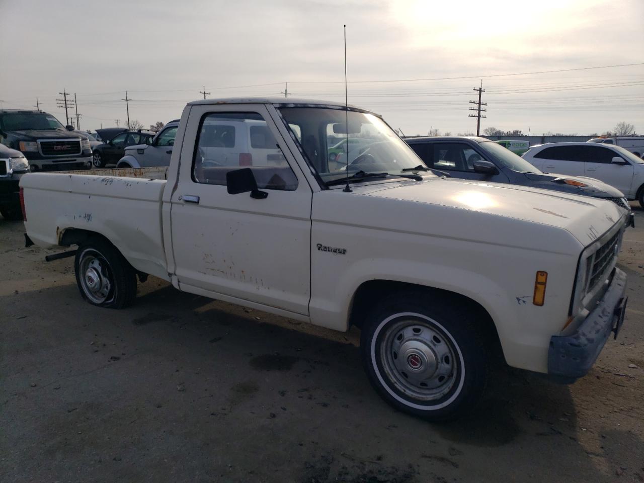 Photo 3 VIN: 1FTBR10C9HUA60541 - FORD RANGER 