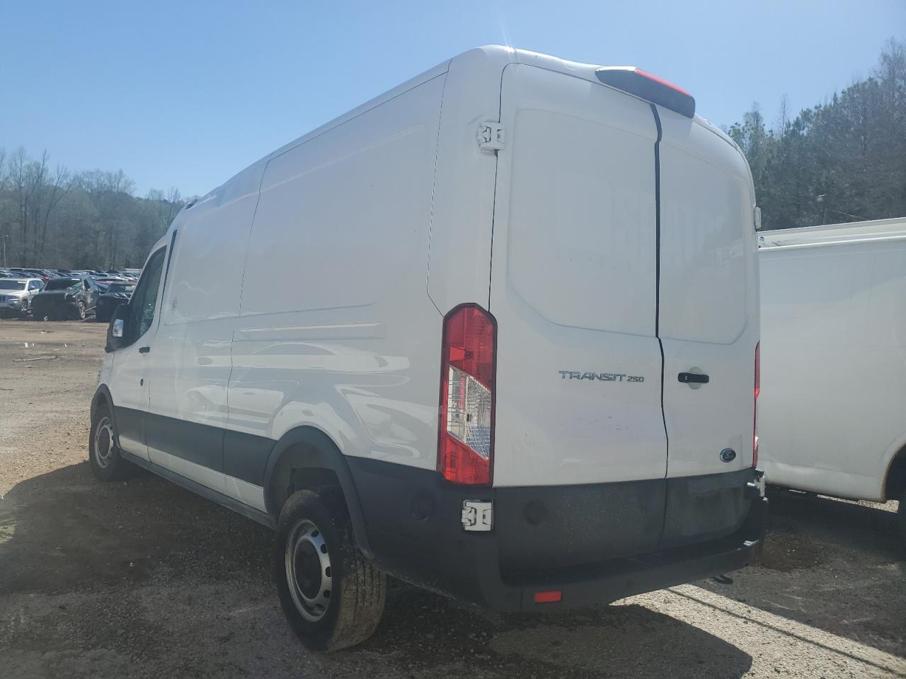 Photo 1 VIN: 1FTBR1C84NKA26540 - FORD TRANSIT 