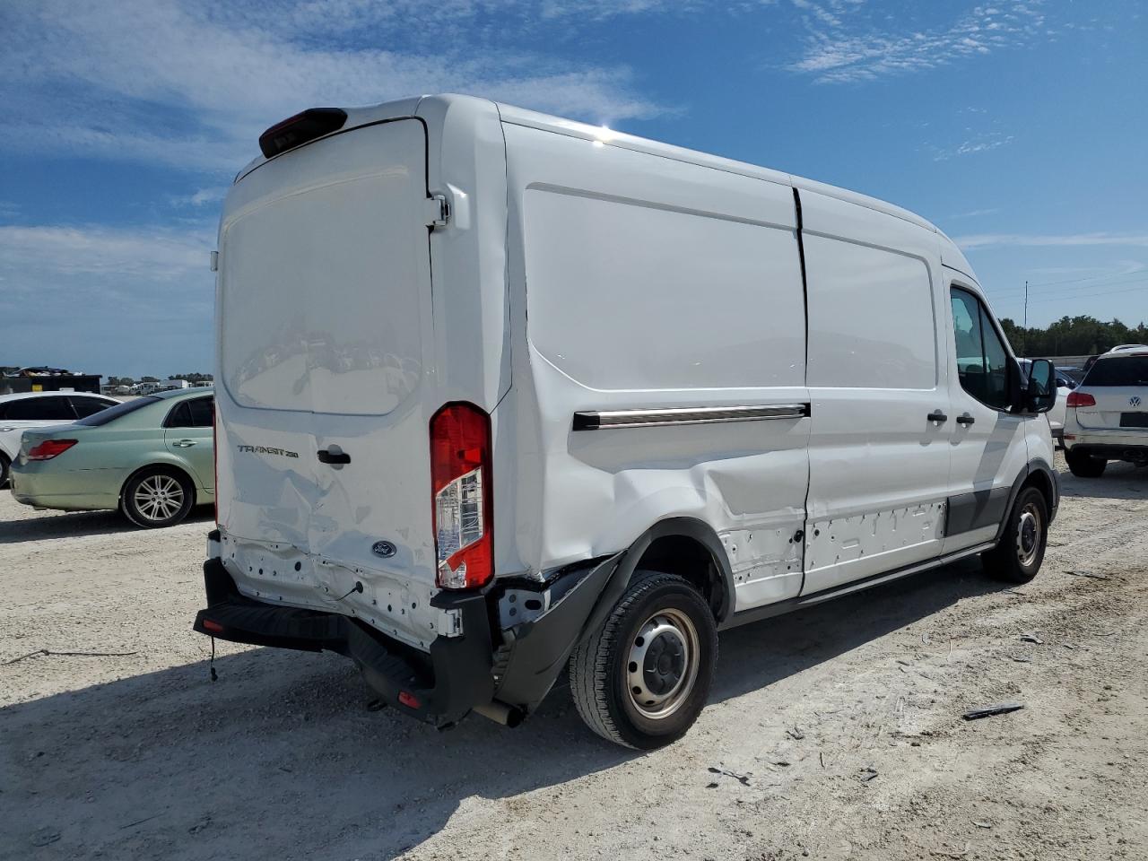 Photo 2 VIN: 1FTBR1C84NKA39739 - FORD TRANSIT 