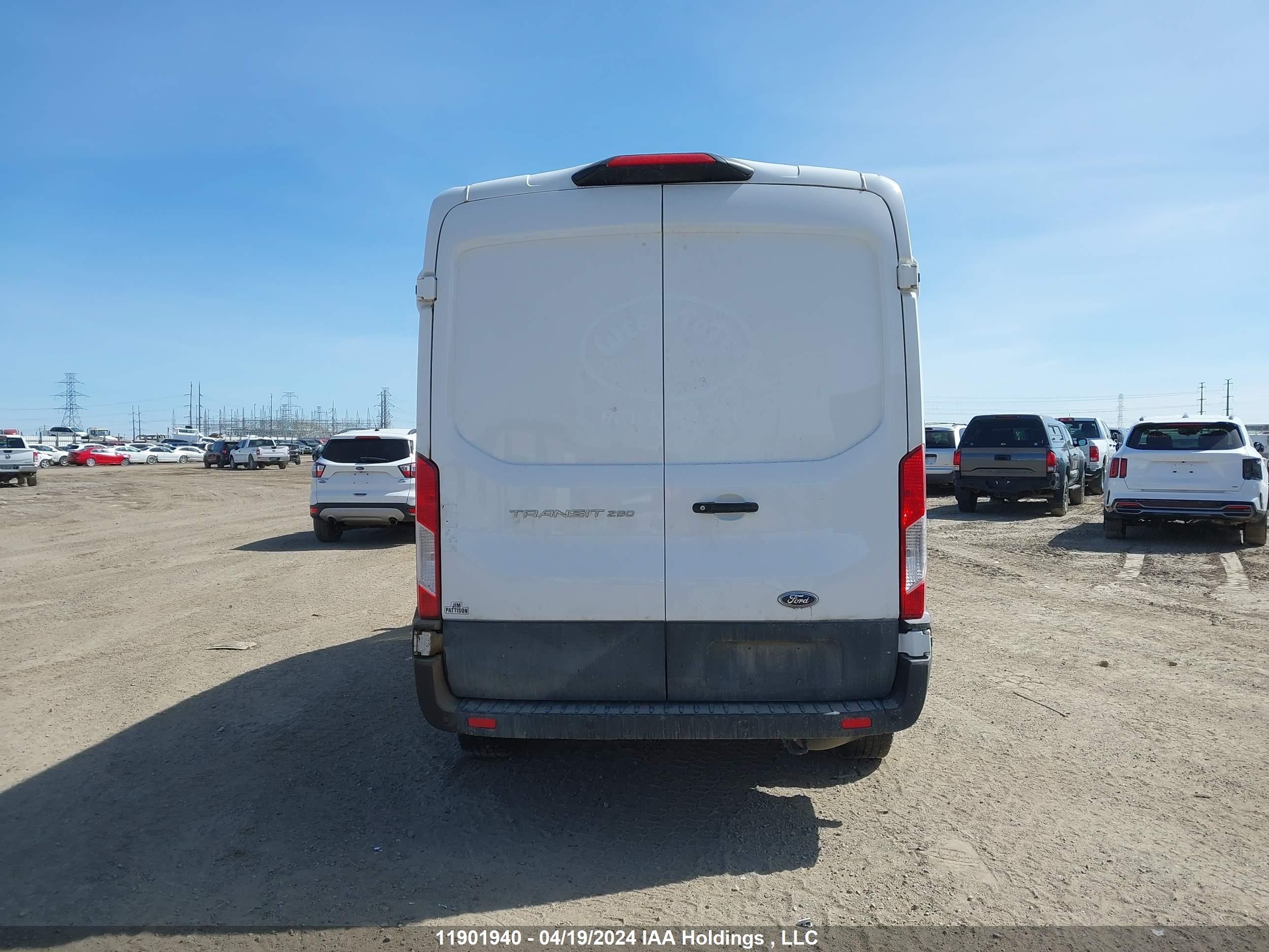 Photo 14 VIN: 1FTBR1C87NKA15869 - FORD TRANSIT 