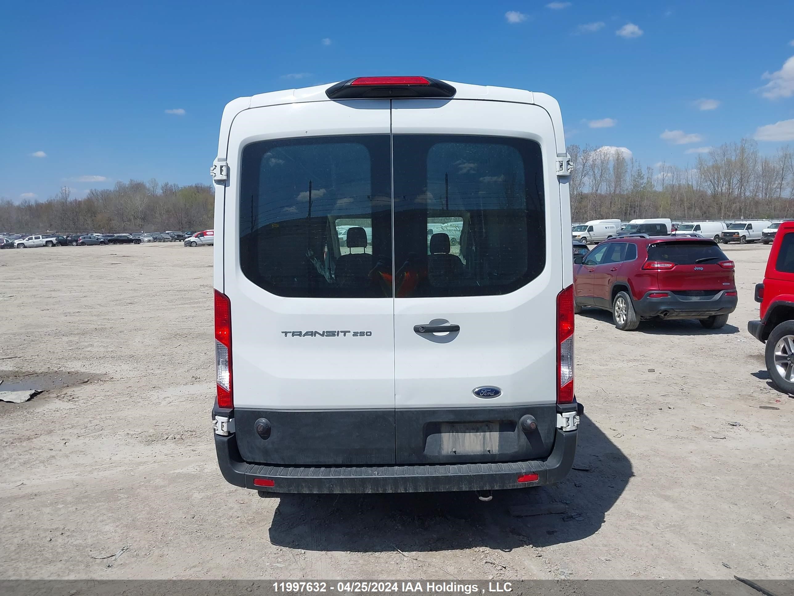 Photo 15 VIN: 1FTBR1C89MKA27133 - FORD TRANSIT 