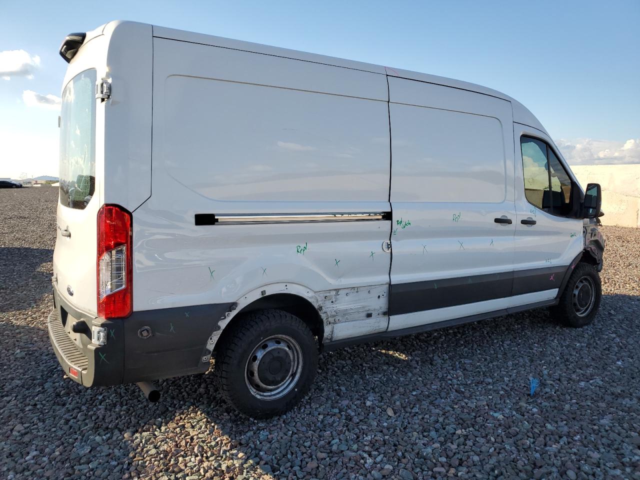 Photo 2 VIN: 1FTBR1C8XLKA04569 - FORD TRANSIT 