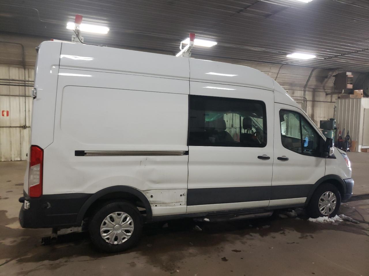 Photo 2 VIN: 1FTBR1V81NKA26329 - FORD TRANSIT 