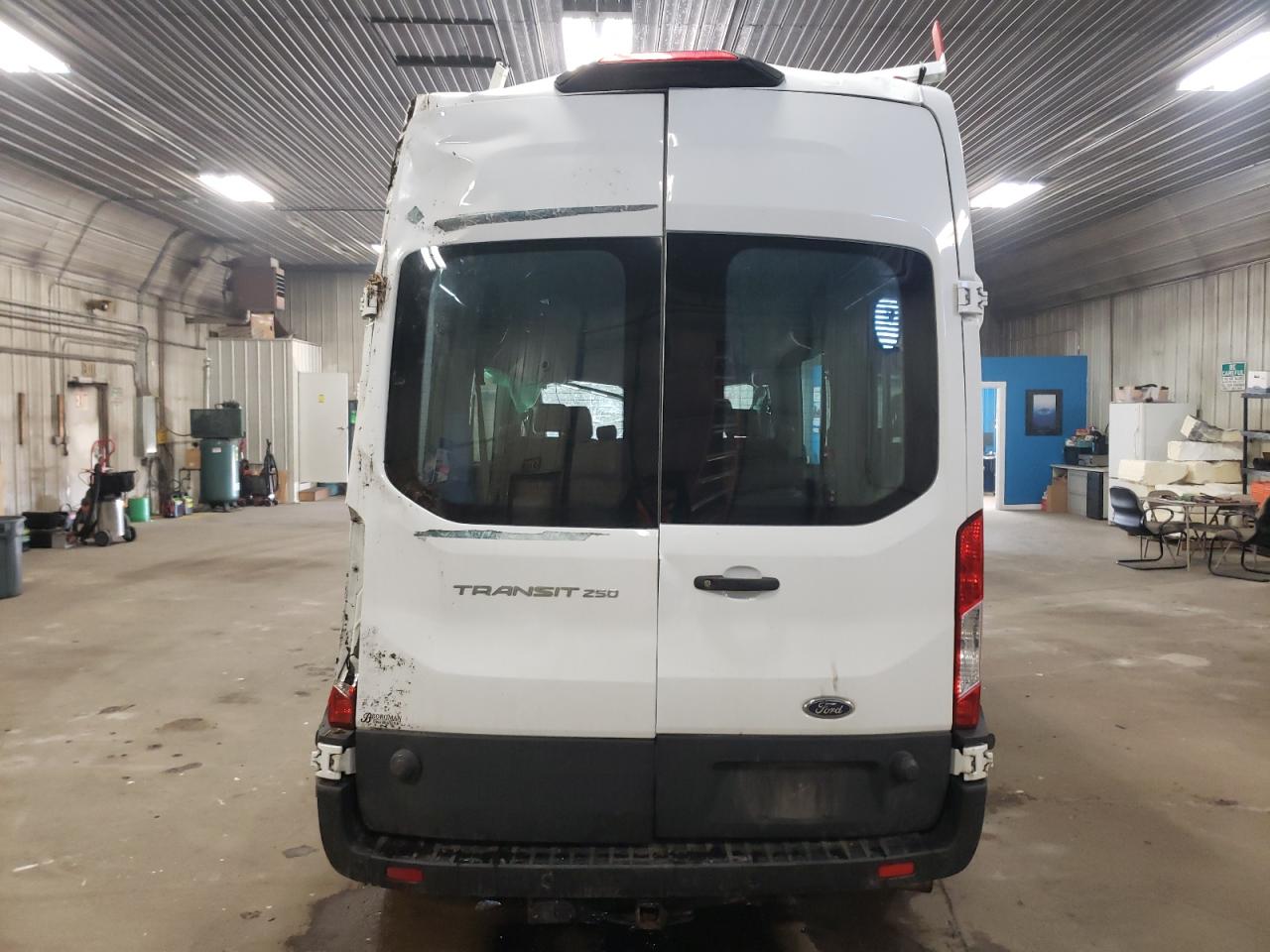 Photo 5 VIN: 1FTBR1V81NKA26329 - FORD TRANSIT 