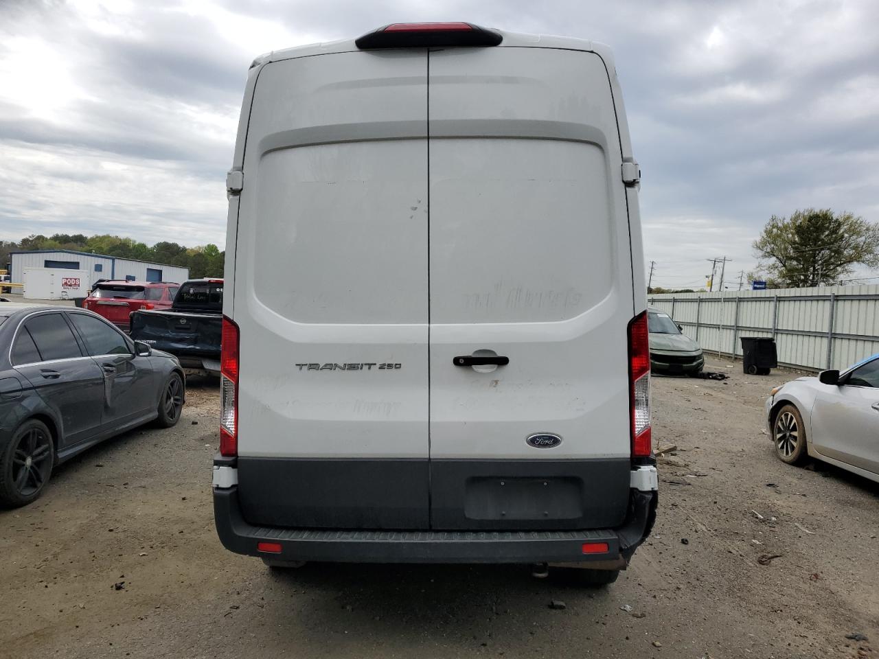 Photo 5 VIN: 1FTBR1X82MKA25105 - FORD TRANSIT 