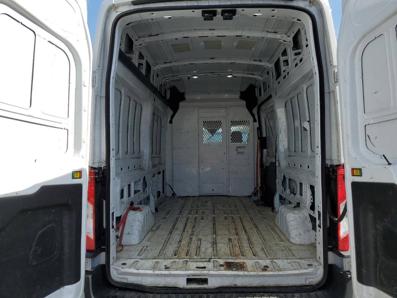 Photo 9 VIN: 1FTBR1X87LKB35906 - FORD TRANSIT 