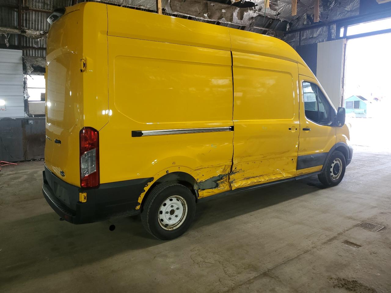 Photo 2 VIN: 1FTBR1X8XMKA25885 - FORD TRANSIT 