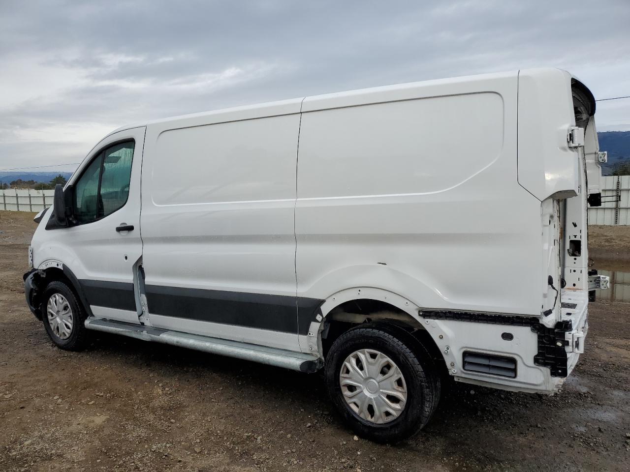 Photo 1 VIN: 1FTBR1Y81NKA39397 - FORD TRANSIT 