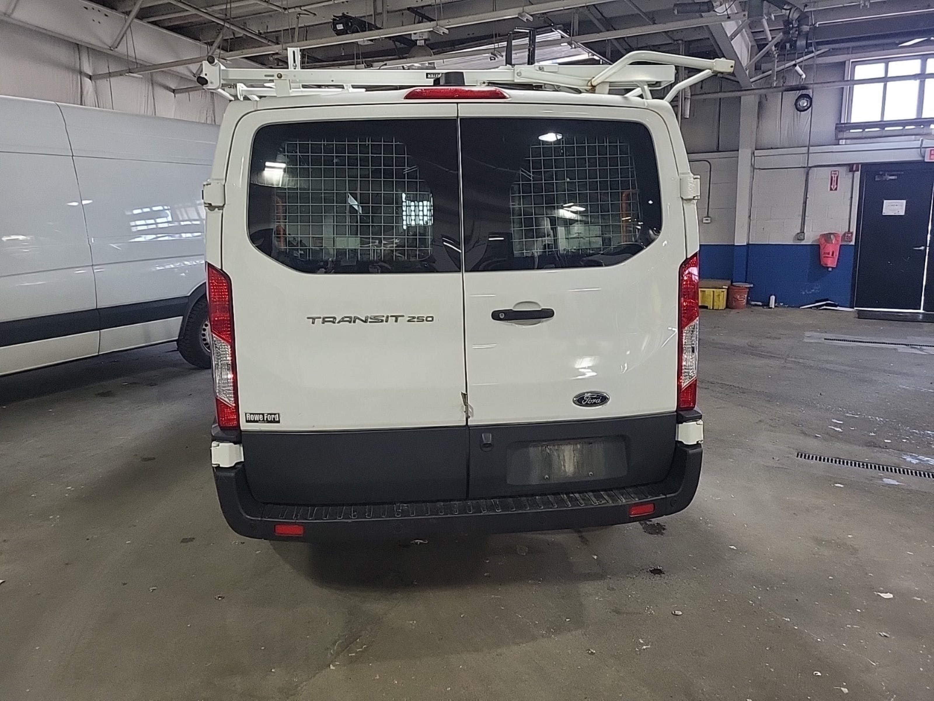 Photo 5 VIN: 1FTBR1Y83LKA10559 - FORD TRANSIT 